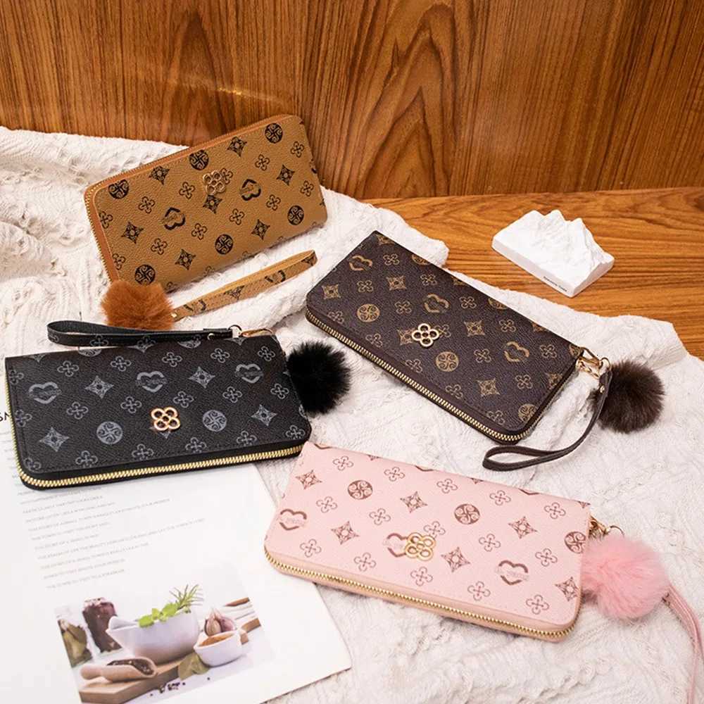 PU Leather Women Long Wallet Fluffy Ball and Printed Decoration Portable Long Clutch Bag Large Capacity Lady Card Holder WomenW251119