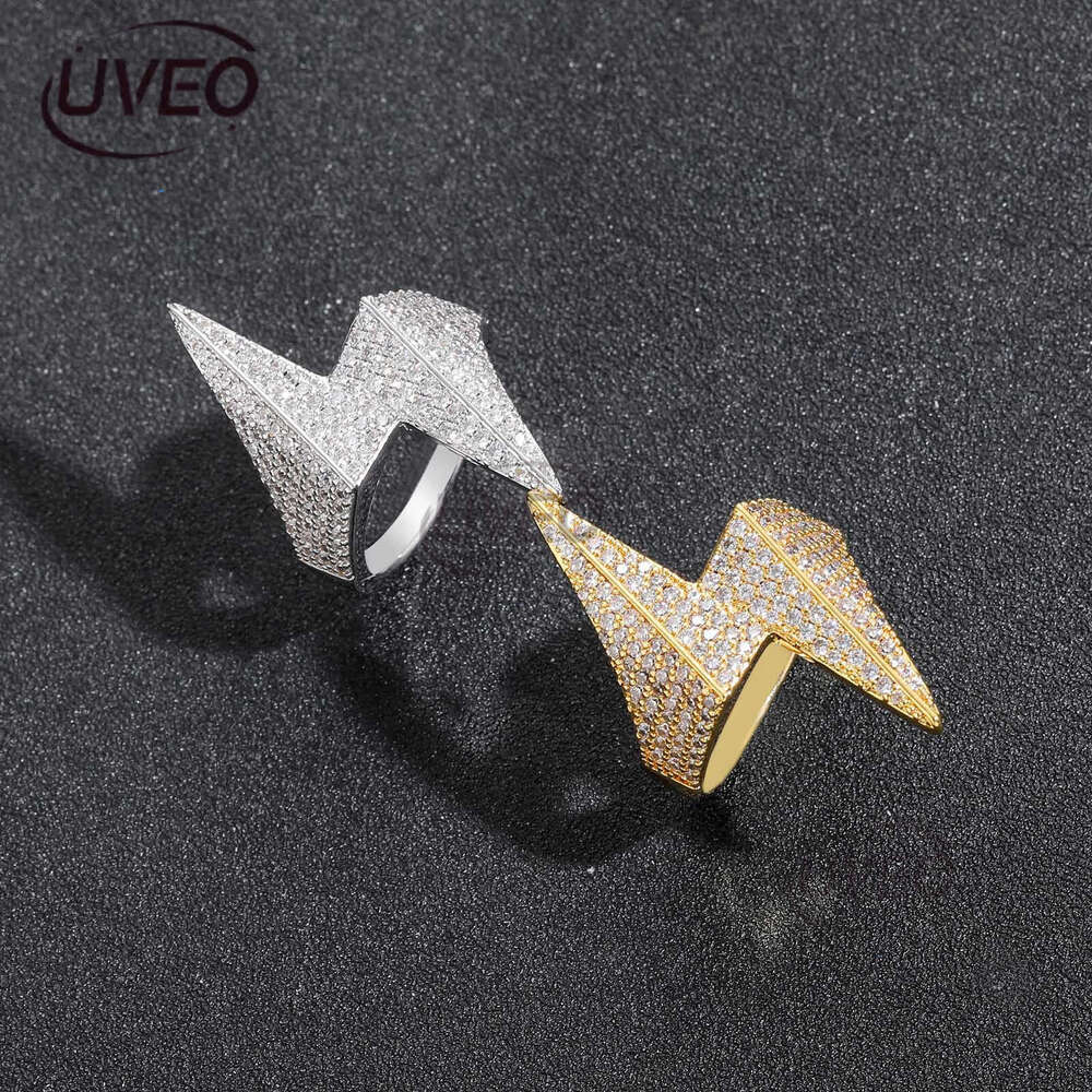 Luxury designer Men Women Hip Hop Lightning Sterling silver micro-inlaid ice out VVS Moissanite, hip Hop ring