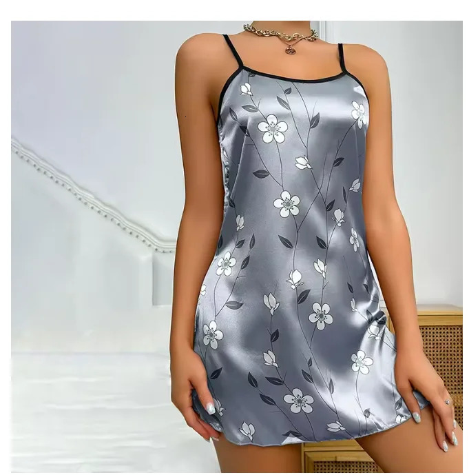 Womens sleepwear with satin floral print comfortable spaghetti strap ious slip y250417