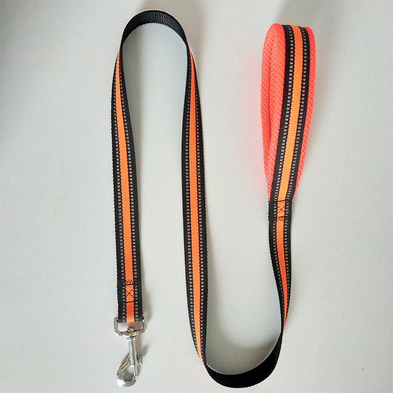 Pet Supplies Direct Supply for Cross-Border E-Commerce: Pet Life Jackets, Pet Swimwear, Pet Harnesses, and Leashes