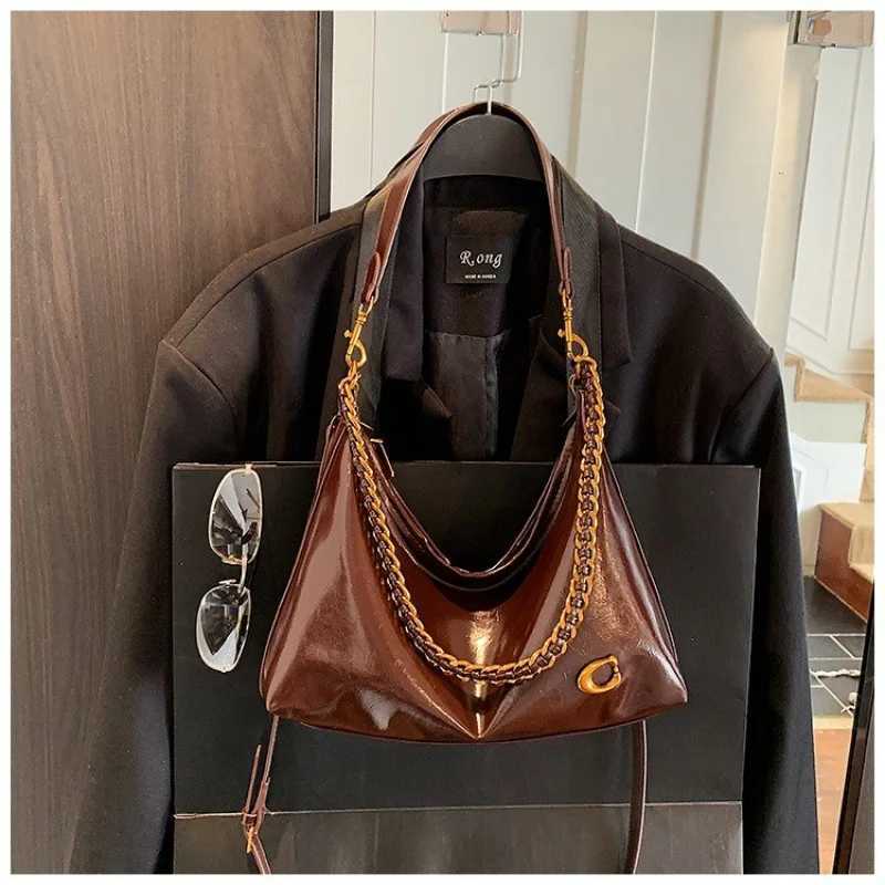 Fashionable Ladies Messenger Bag Made Of Premium Leather Boasting Paris Style And Casual Vintage Trendy Look K251119