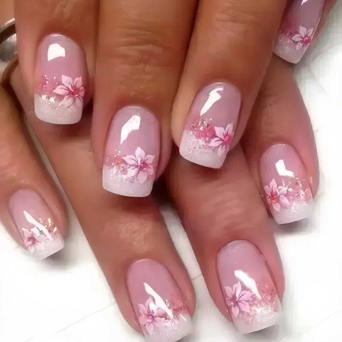 24Pcs Short Square Coffin False Nails Square Fake Nails with Glue French Glitter Wearable Acrylic Nails Set Press on Nail TipsT251118T251119