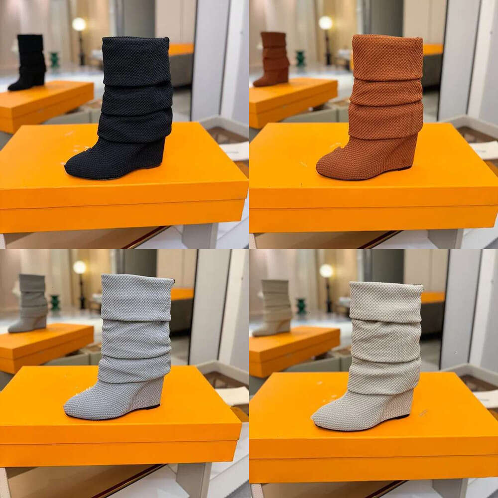 2025 new Womens Leather Knee High Luxury Designer Inspired Equestrian Riding Long Boots with Embroidery and Studs wedge Classic Fashion Boutique women shoes