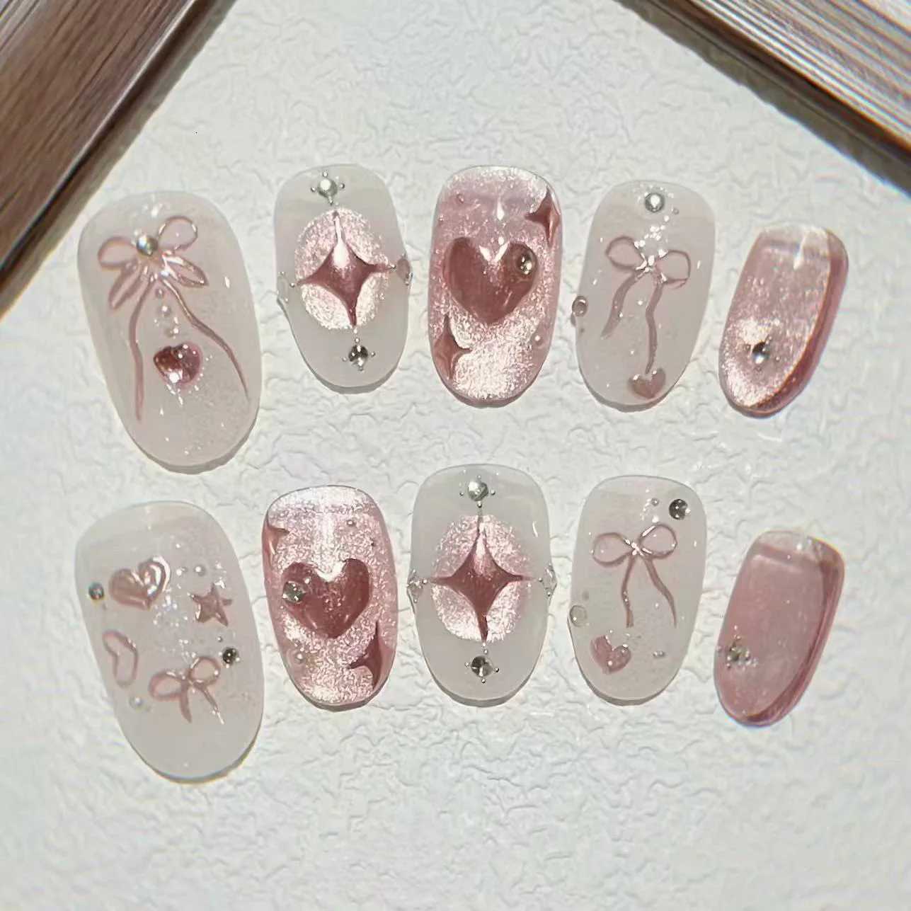 24Pcs Short Almond Fake Nail Blue Flower Cats Eye Design False Nails Press on Gilding Rhinestone Reusable Full Cover Nails TipsT251118T251119