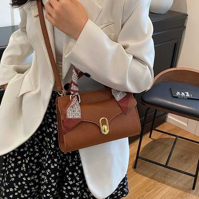 Chic Stylish Clutch Mini Bag For Women Night Out With Vintage Look And Simple Letter MessengerW251119