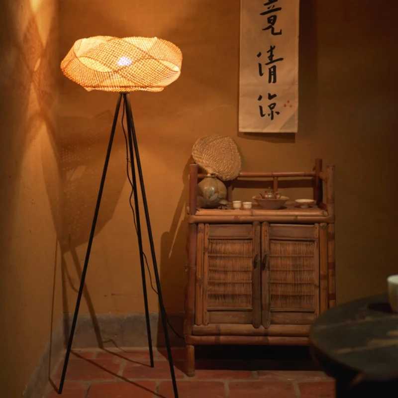 Middle Aged Bamboo Woven Floor Lamp Living Room Lamp Bedroom Bedside Lamp WabiSabi Room Decoration LED Dining Room Pendant Light M251119