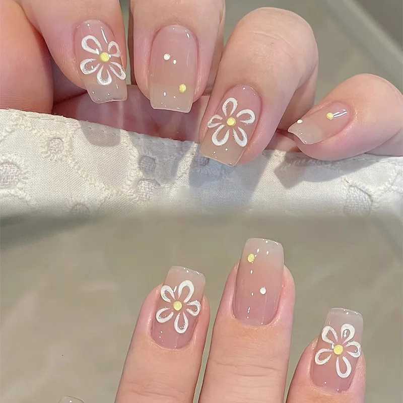 24pcs Simple Gradient Press on Nails with Star Design Short Square Fake Nail Tips Wearable Ballet False Nail Finished ManicureT251118T251119