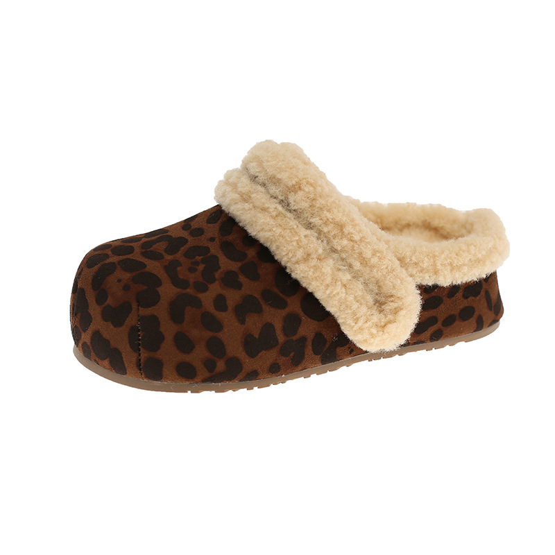 Free delivery cotton slippers Comfortable short velvet cotton slippers with fashionable texture for daily wear