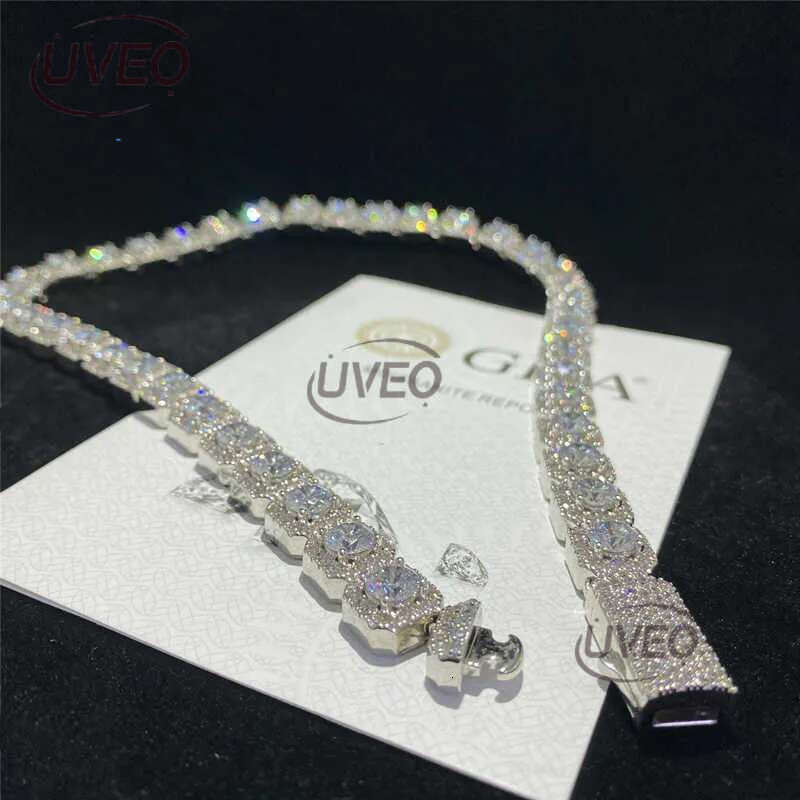 Hip Hop Rock Sugar Moissanite Iced Out Dia Necklace Fashion Men Jewelry Solid Sier Cuban k Chain