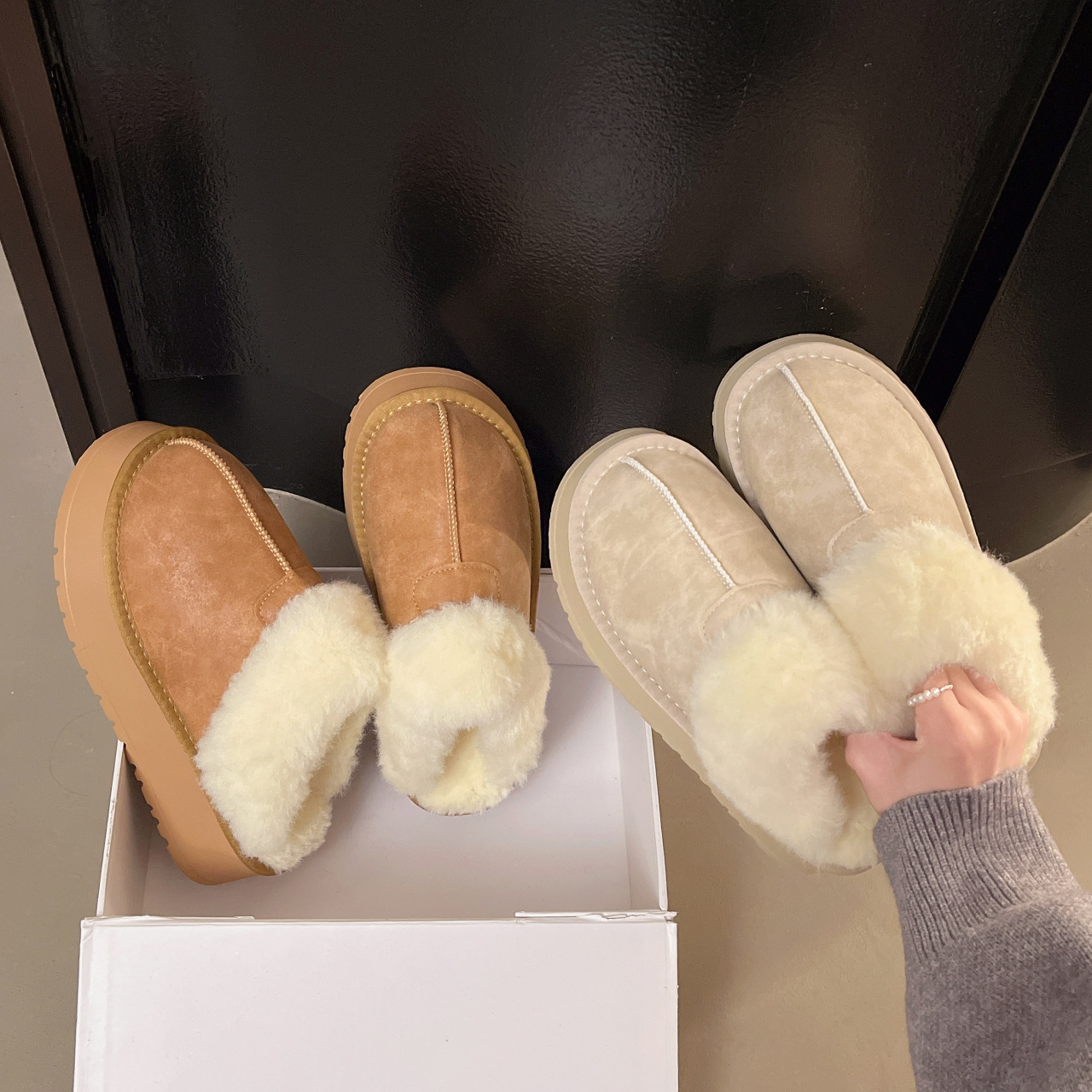 new Free delivery cotton slippers Comfortable and minimalist cotton slippers with soft surface material for daily wear