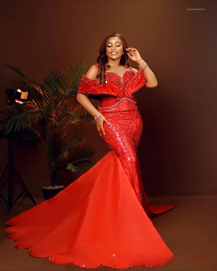 Plus Size Prom Dress With Detachable Train Red Mermaid Promdress Evening Formal Dresses For Women Sheer Neck Beaded Lace Second Reception Gowns Vestid