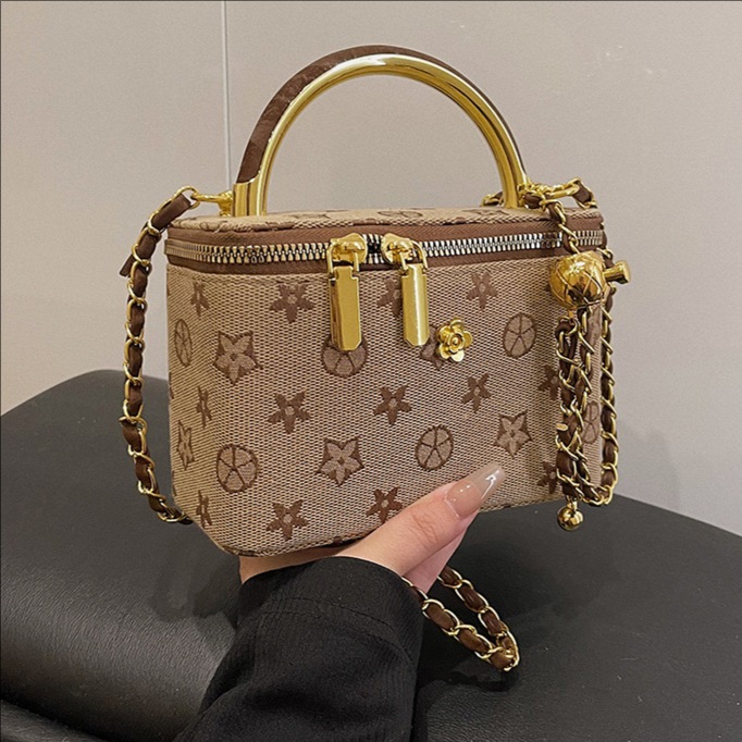 Designer Bag 2025 New Women's Chain Strap Bag, Retro Style Shoulder Crossbody Box Bag, Versatile Top Handle Purse Free Shipping