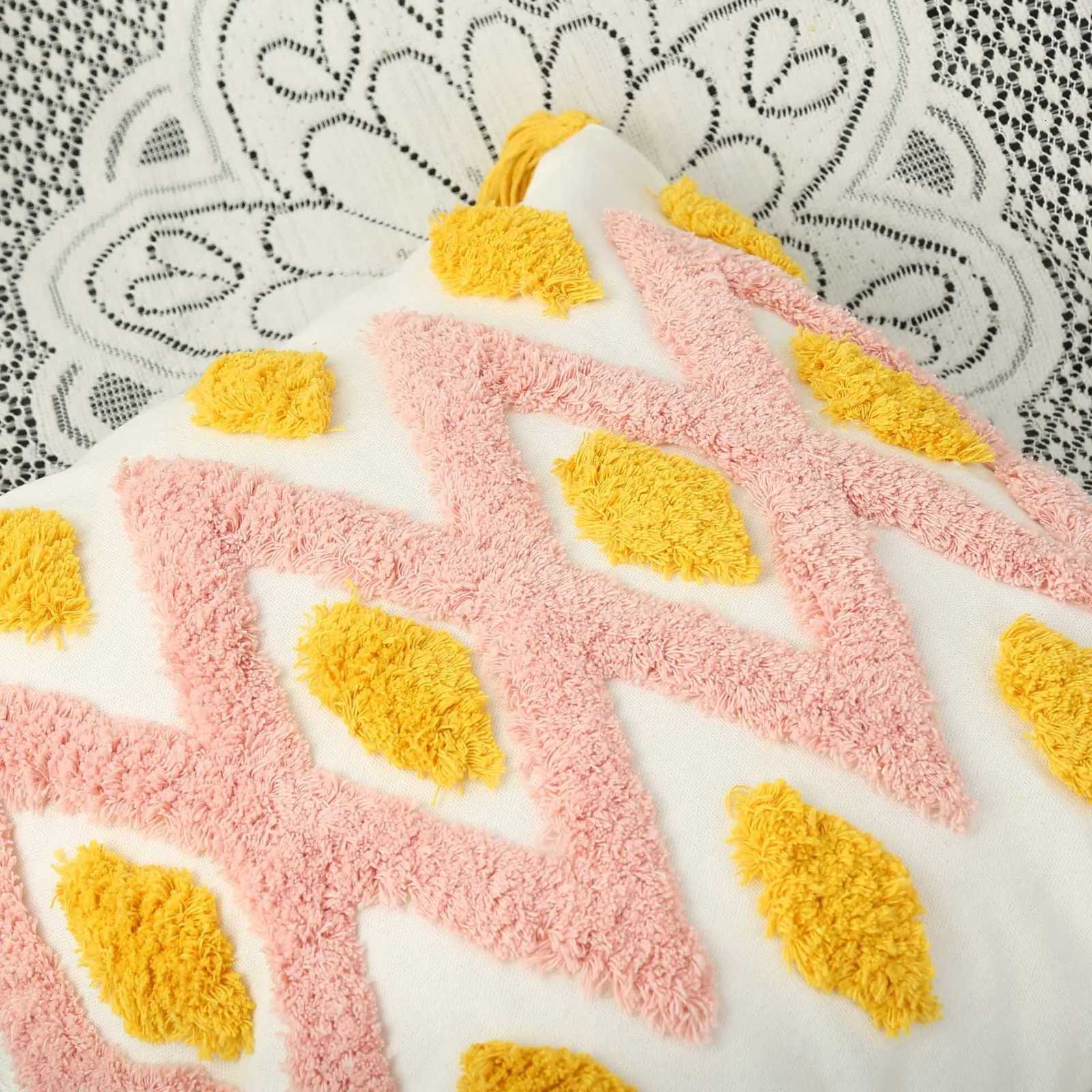 White Grey Boho Decorative Throw Covers Super Soft Woven Tufted Velvet caseM251119