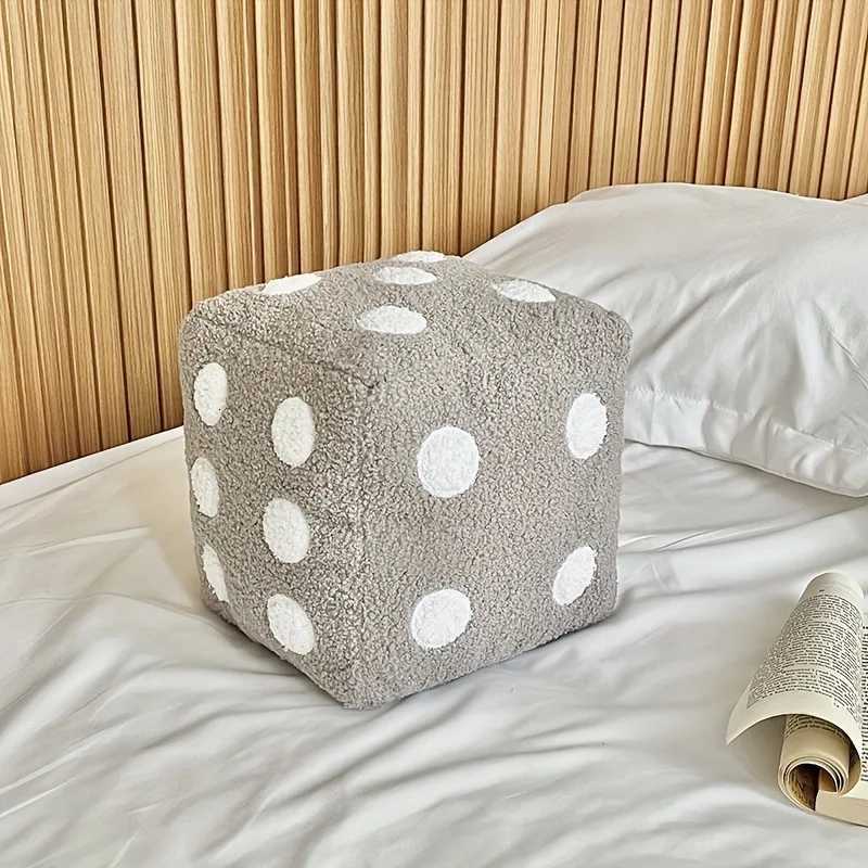 1pcs Dice-Shaped Decorative Throw PP Cotton Filled Cushion Cover for Sofa Bed Living Room Geometric Home Decor M251119