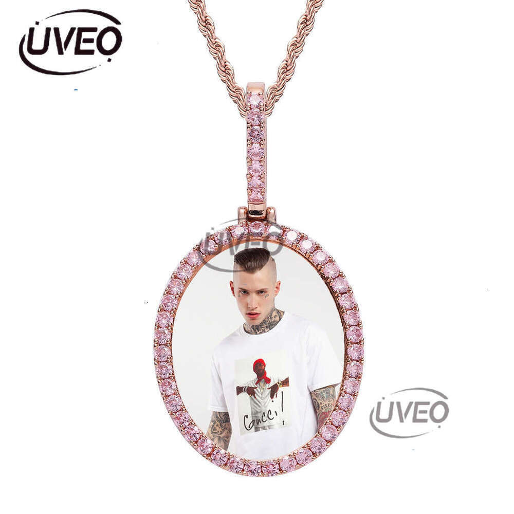 Luxury designer new products can carry photos. Hip hop style, gold plated, ice encrusted VVS Moissanite. Oval frame pendant necklace free shipping