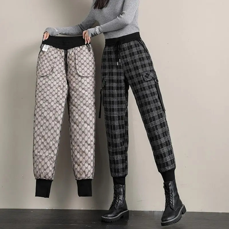 Womens outerwear autumn winter extreme cold in winter. Harbins thick velvet small plaid coat and cotton pants Z260314