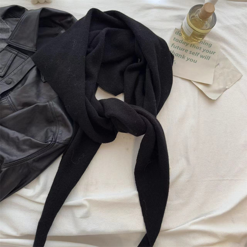 K448 Cross-border new cashmere feel triangle scarf shawl women's Korean version simple outer wear cloak warm scarf long neck