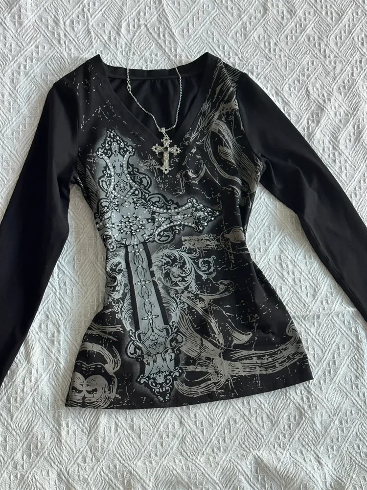 Y2k Emo Womens Long Sleeve Acubi Aesthetic Tshirt Graphic Grunge Gothic Punk Retro Top 2000s Alt Clothing 250410