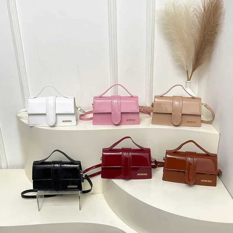 Womens New Quality Sensation Single Shoulder Crossbody Bag Versatile Commute Small Square Bag Soft PU Neutral Minimalist StyleW251119