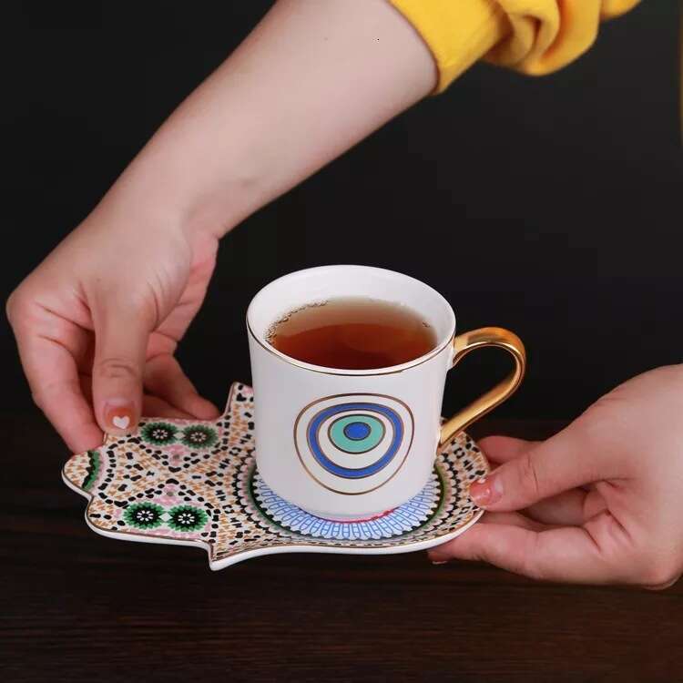 European Style with Gold Rim Ceramic Afternoon Tea Fashionable Gold Edged Coffee Cup and Saucer Set Gift for Home Use