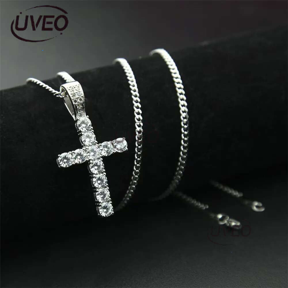 New Cross Personalized Side Glow Set Pendant Necklace Cuban Chain Hip Hop Personality necklace jewelry Moissanite dia gold Sterg Sier