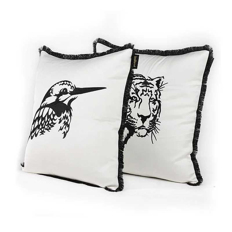 Medicci Home Morgan Simple Cushion Covers Black And White Tiger Leopard Bird Embroidered Case Korean Satin Luxury CoussinM251119