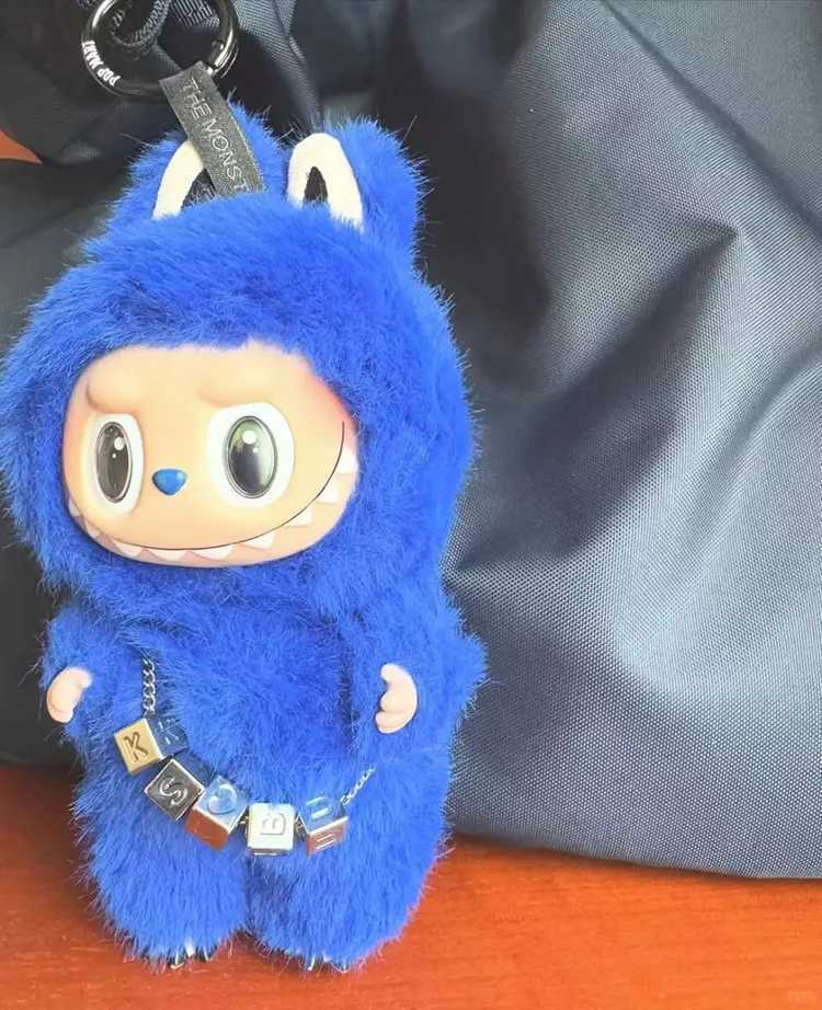 Real Labubu Surprise Front Macaron Vinyl Base Labubu 3.0 Series Blind Box Pendant Doll Monster Gift Z250419