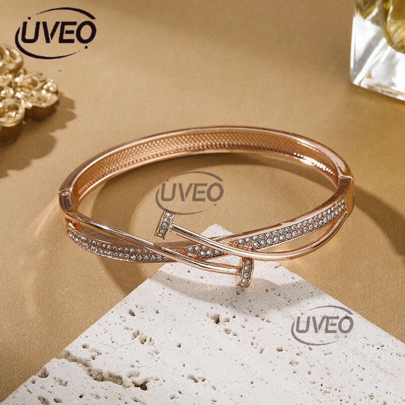 New double pin set ice out VVS Moissanite ring Understatement women's wristband bracelet jewelry Free delivery