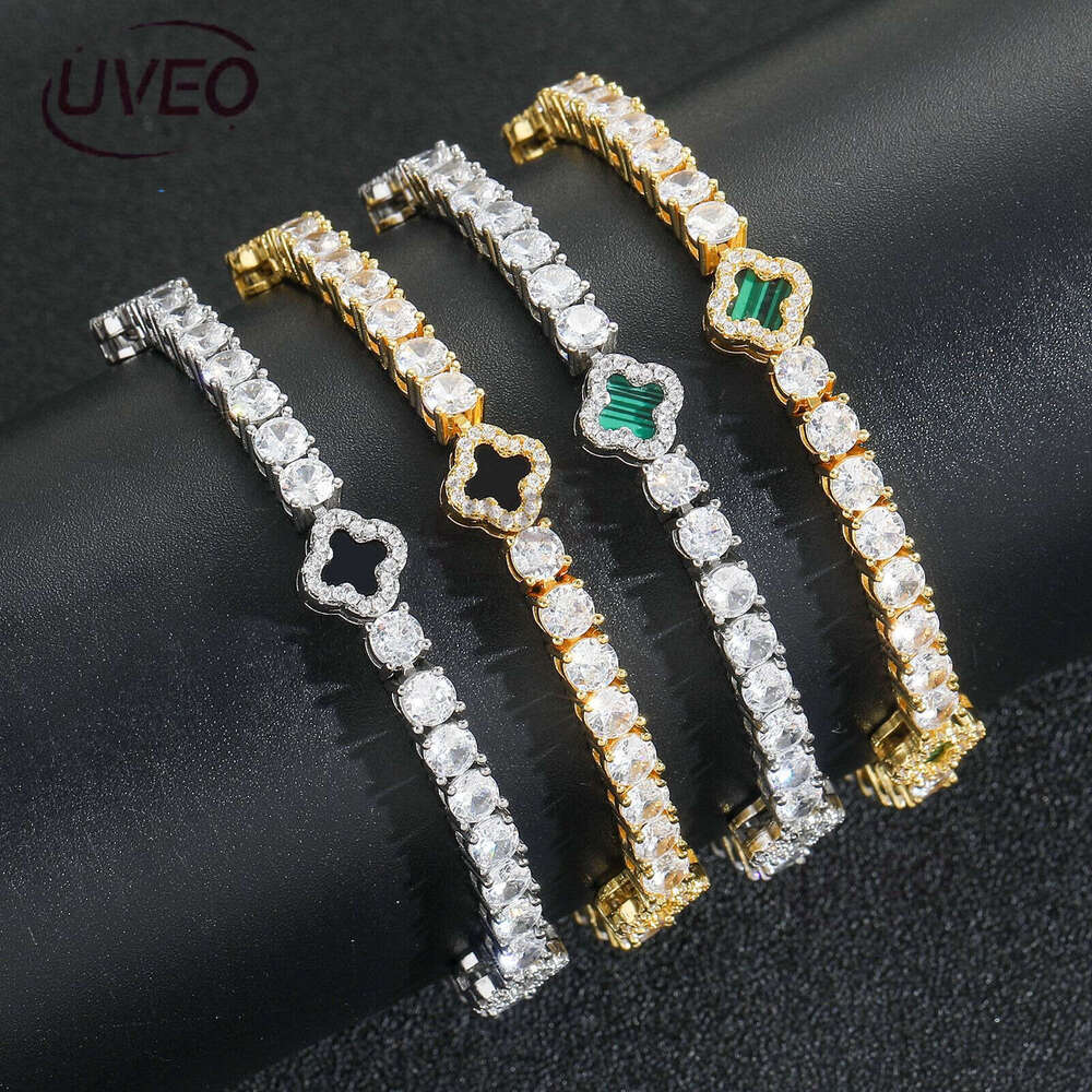 Style four-leaf clover inlaid ice out VVS Moissanite tennis bracelet Free delivery