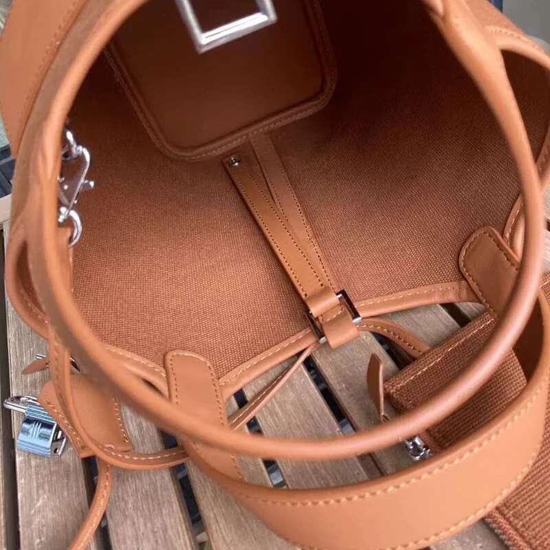New Style Genuine Leather Cargo Basket Pocket Handheld Bucket Bag Swift Top Layer Picotincanva PatBagswork Design