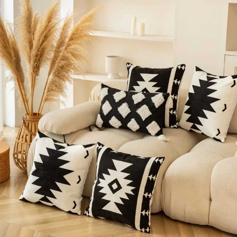 Modern Black and White Embroidered Cushion Cover Geometric Fully Embroidered case Cover Home Sofa Decoration CasesM251119