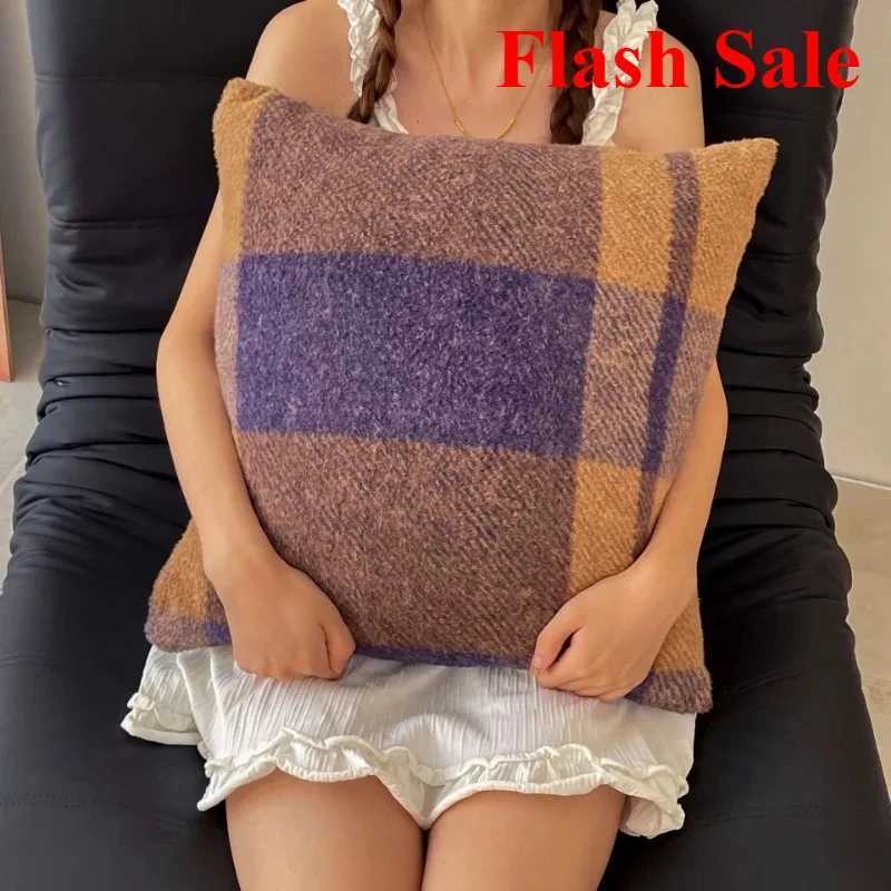 2025 new sheep wool throw cartoon small fresh throw living room bedroom 45x45cmM251119