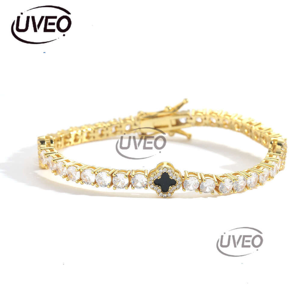 Style four-leaf clover inlaid ice out VVS Moissanite tennis bracelet Free delivery