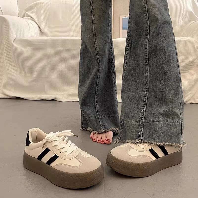 Hot-Selling White Sneakers for Women Super Popular 2025 New Retro Thick-Soled Height-Increasing Casual Sports Training Shoes