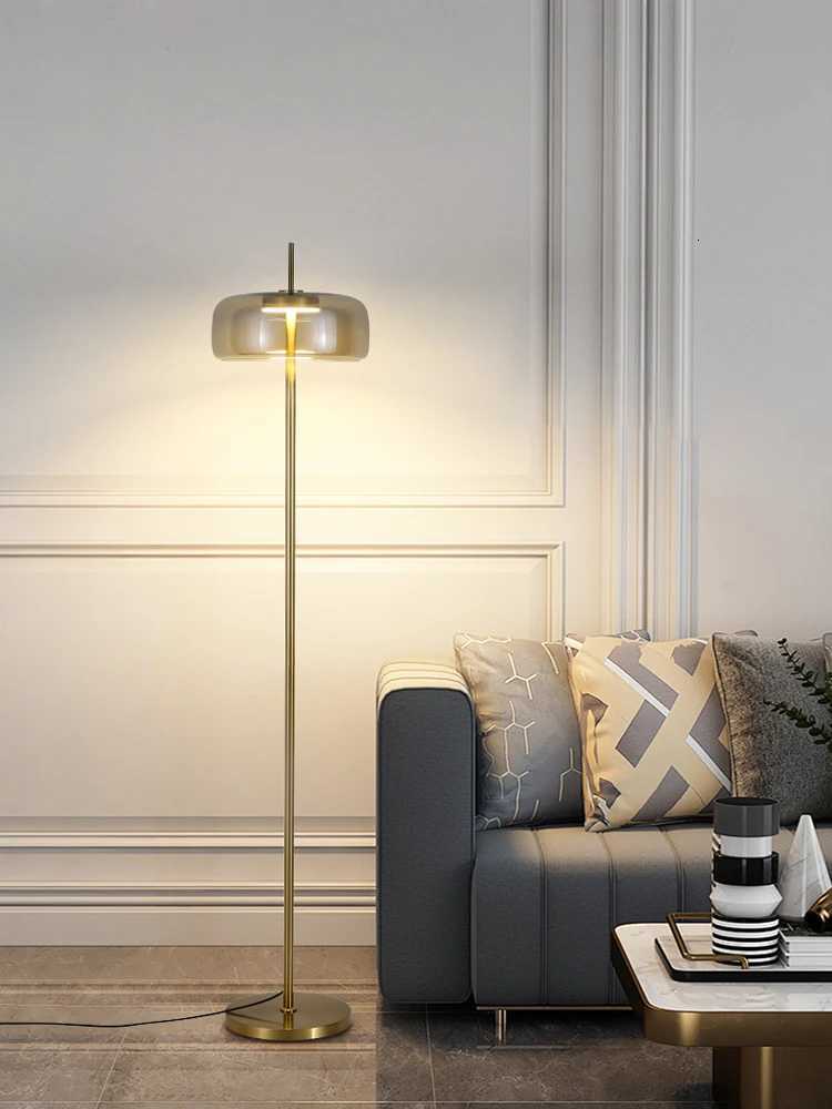 Modern Living Room Sofa Side Floor Lamp Light Luxury Bedroom Bedside Light Medieval French Glass LED Decorative Standing Lamp M251119
