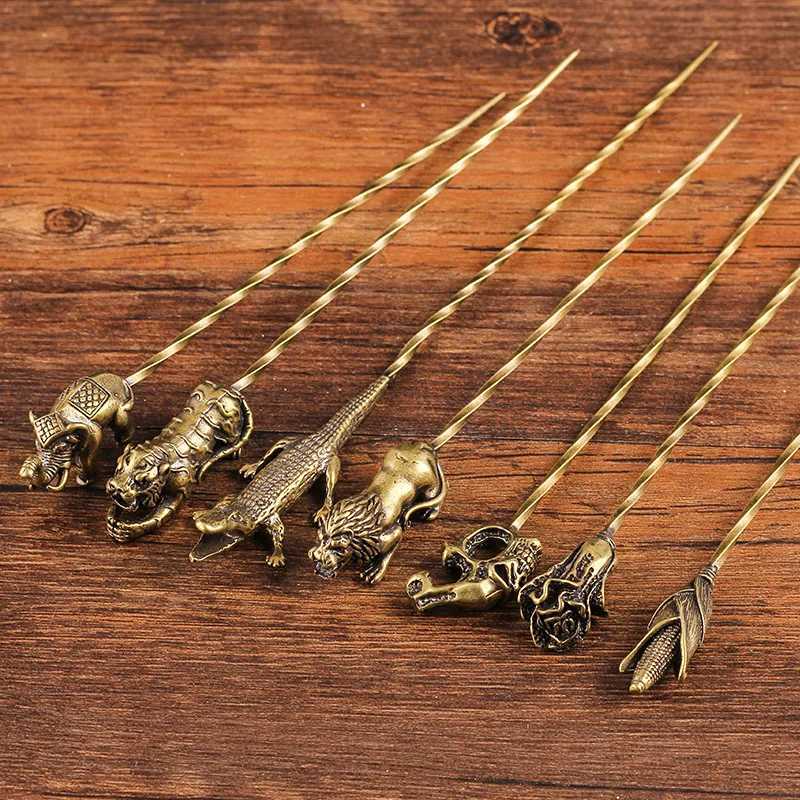 Brass Retro Cigar Pass Needle Cigar Drill Dredge Personty Engraved Cigar Needle Drill Cigar Knife Cigar Smoking AccessoriesC250419