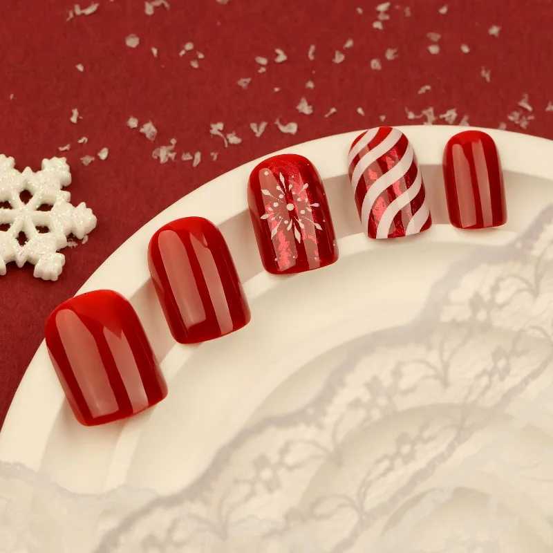 24Pce Fake Nails Red Christmas Candy Stripes with Snowflakes - Short Square Press-On Nail Tips Perfect for Gifting to WomenT251118T251119