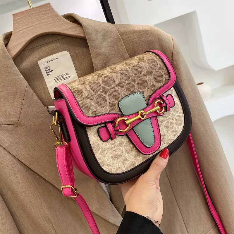 New trendy and retro crossbody bag for women Korean version western-style womens bag saddle bag wide shoulder strap shoulderW251119