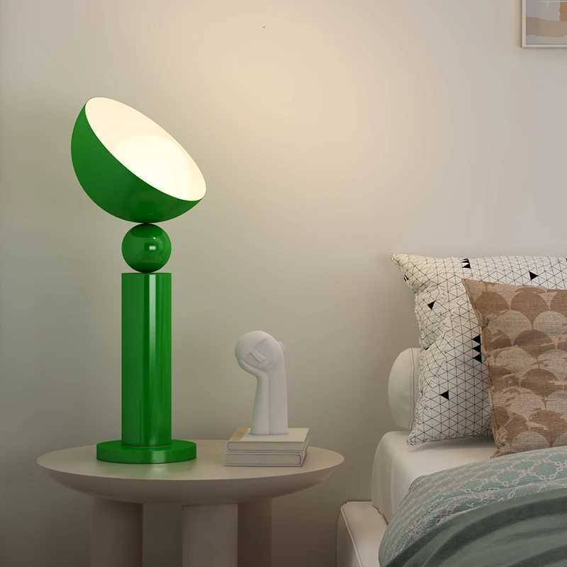 Designers Vertical Floor Lamp Living Room Model Room Light Luxury Bedroom Bedside Advanced Geometric Table Lamp 85-265 M251119