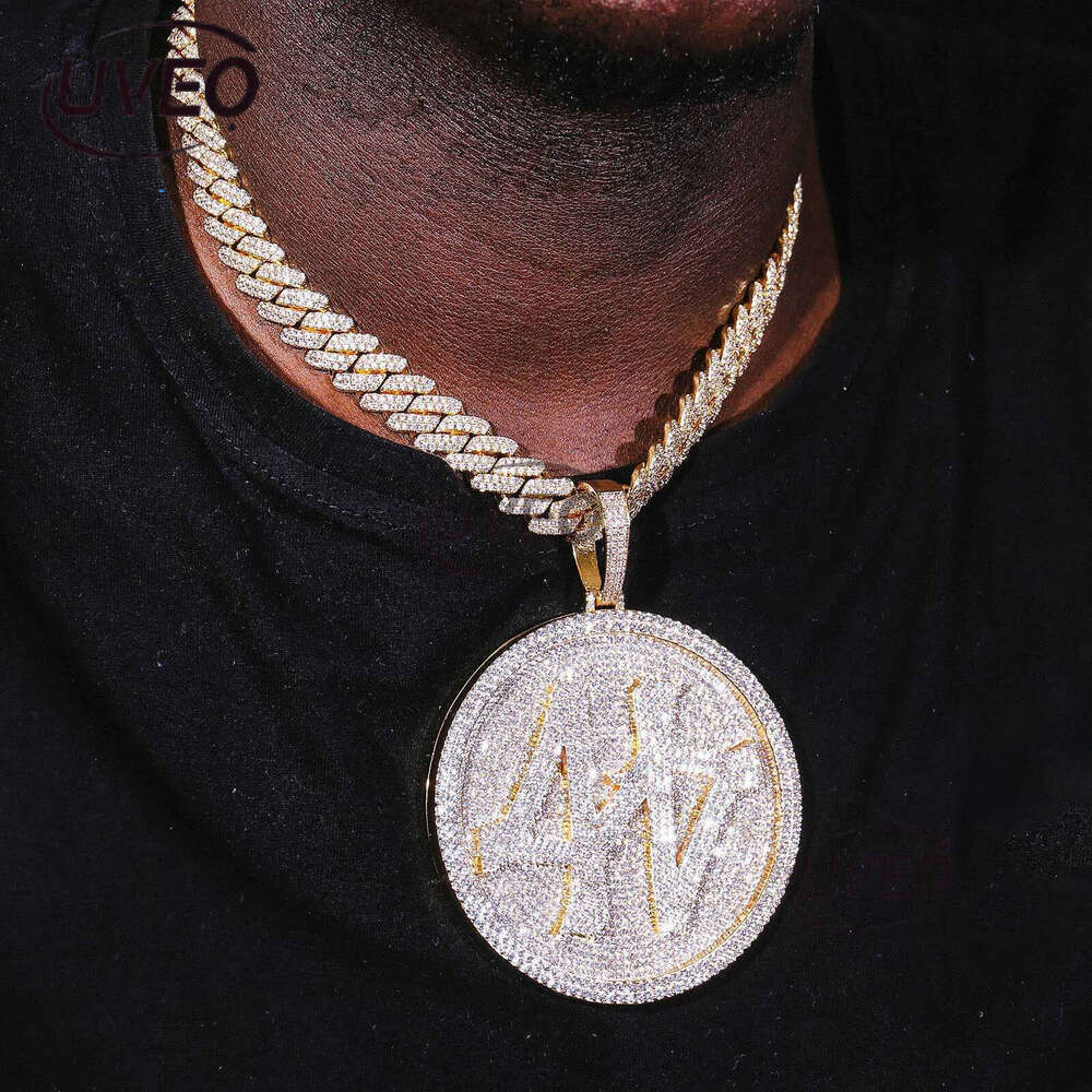 Big Round 3D Micro vvs1 Custom Pendant With D Color VVS Melee Size Moissanite Dia For Man