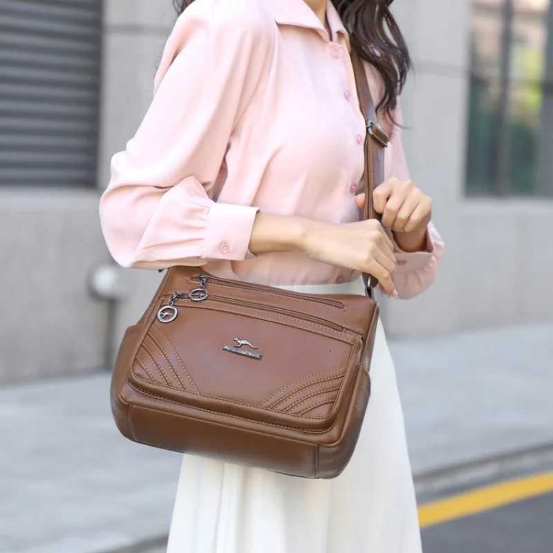 Famous Designer Womens Crossbody Bag Elegant Leather Messenger Bag In Classic Luxury Brand FashionW251119