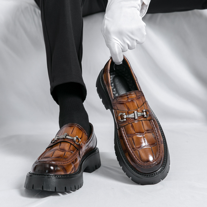 Free shipping Designer Dress Shoes 2025 New Business Low cut Leather Shoes Fashion Versatile Thick soled Leather Shoes Height Raising Mens Shoes black