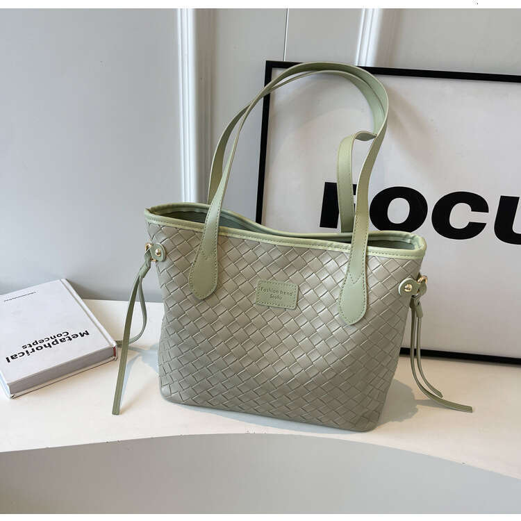 Women's handbag tote flattened woven soft cotton high-end feeling niche trend shoulder large capacity travel women's bag
