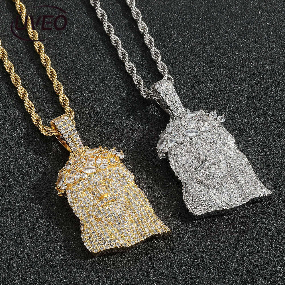 Luxury designer head pendant ice VVS Moissanite necklace, free delivery of pendant necklace for men and women