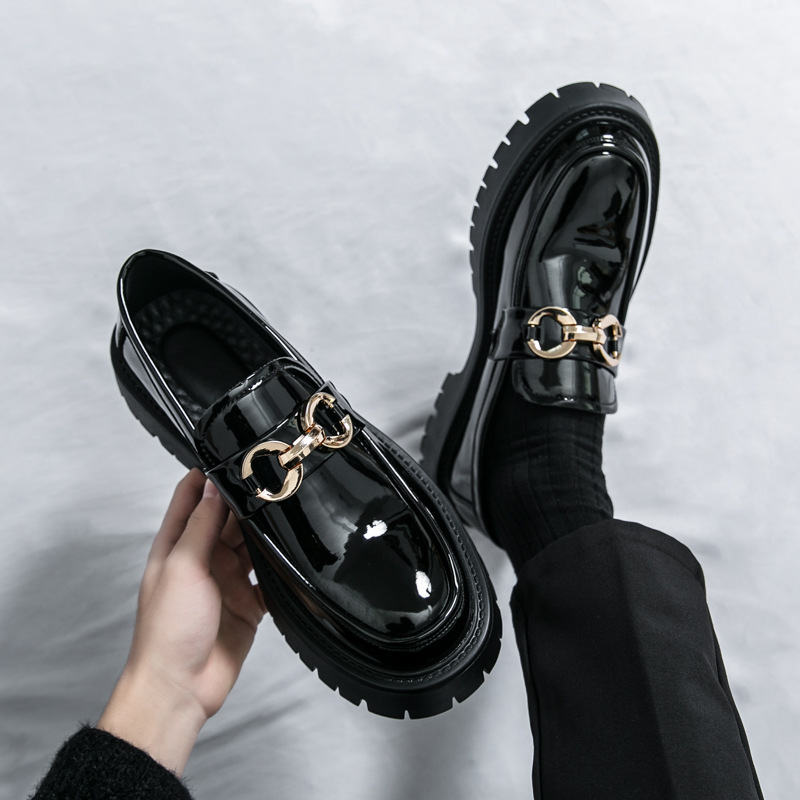 Free shipping Designer Dress Shoes 2025 new business formal mens casual mens shoes with shiny surface height increasing leather shoes white