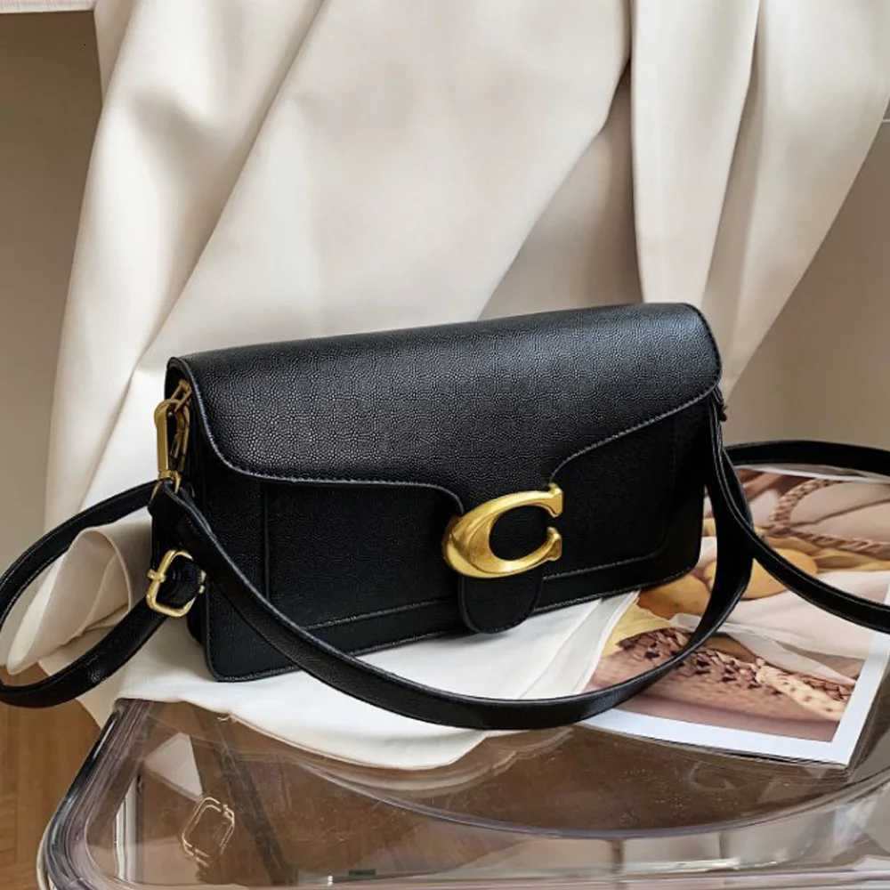 This years new fashionable underarm shoulder bag with two shoulder straps and a diagonal small square bag K251119