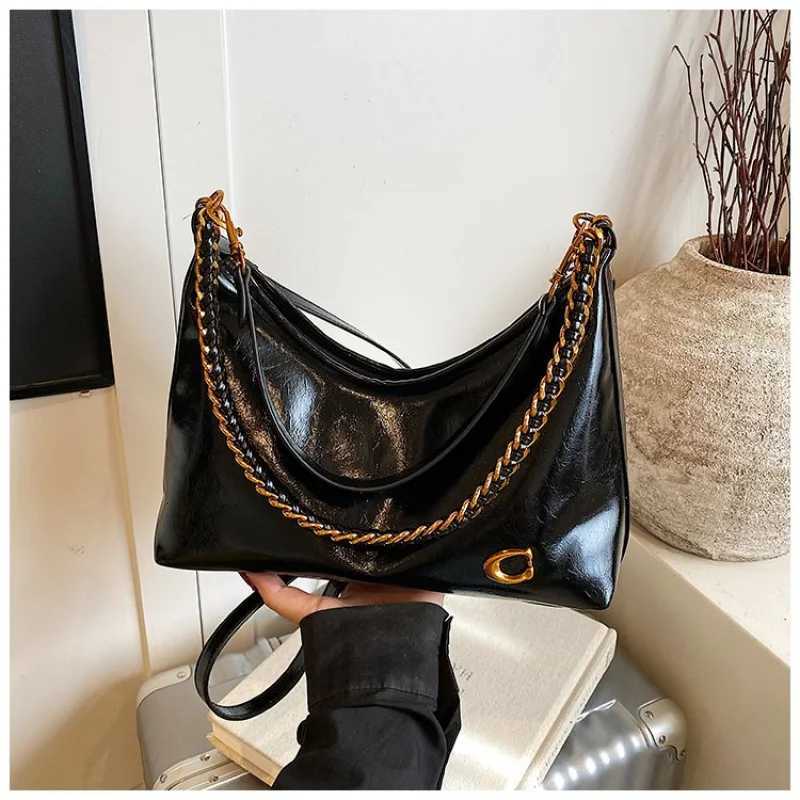 Fashionable Ladies Messenger Bag Made Of Premium Leather Boasting Paris Style And Casual Vintage Trendy Look K251119