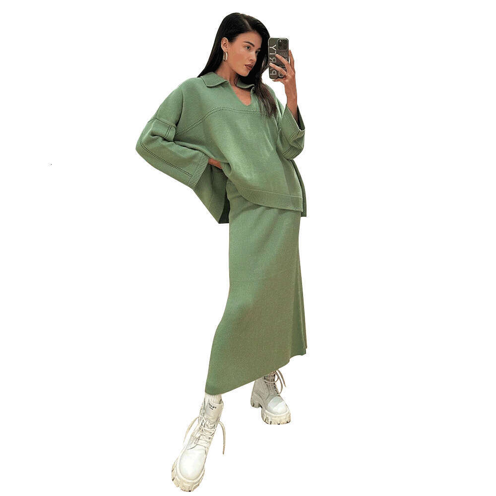 hoodie Mmwomen's Wear Knitted Suit Winter New Fashionable And Simple Style V-Neck Knitted Sweater Skirt Set jacket