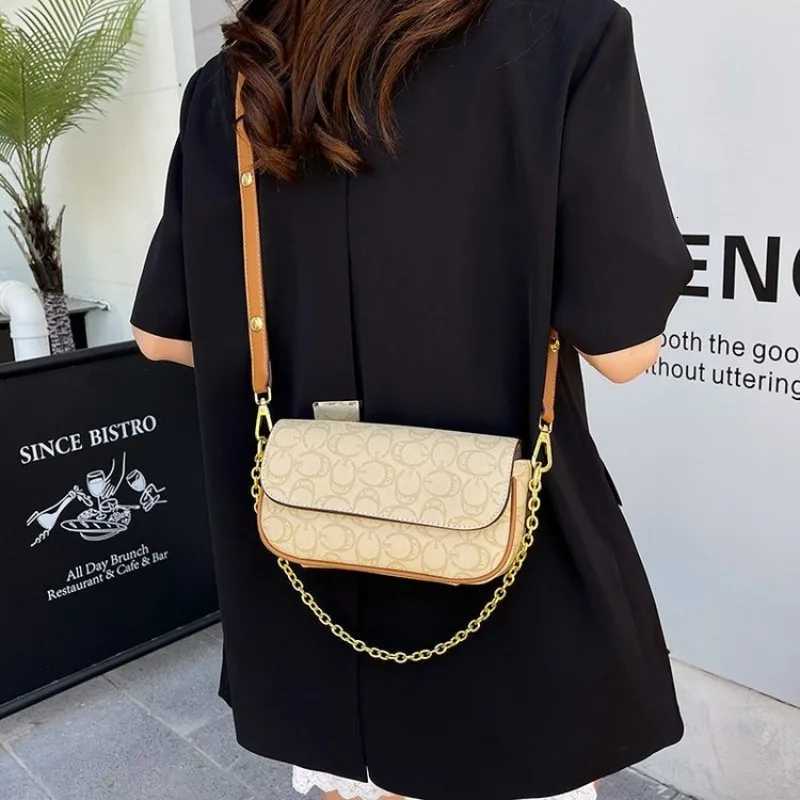 Womens Stylish Handbag with Vegan Leather in Y2K AestheticVersatile Crossbody Bag for Daily Use Commuting Adjustable RetroW251119