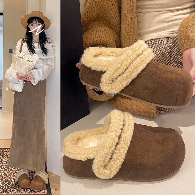 Free delivery cotton slippers Comfortable short velvet cotton slippers with fashionable texture for daily wear